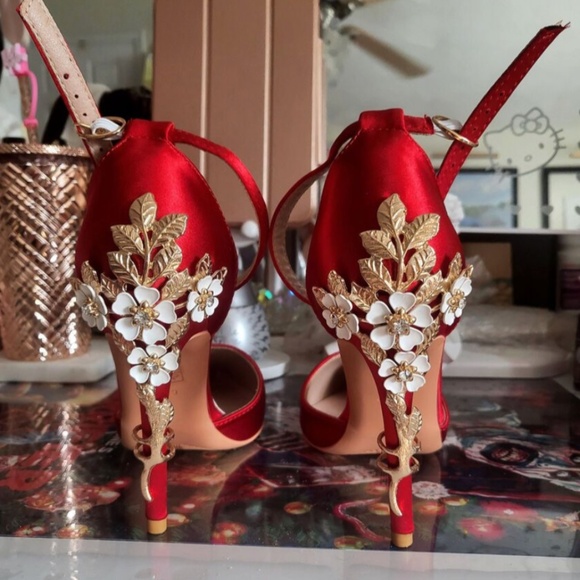Red Satin High Heel Shoes Embellished Flowers Metal Gold Detail - Picture 12 of 16